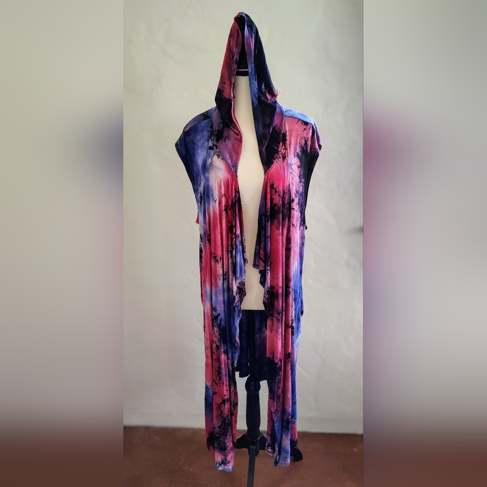 Tie-Dye Hooded Vest